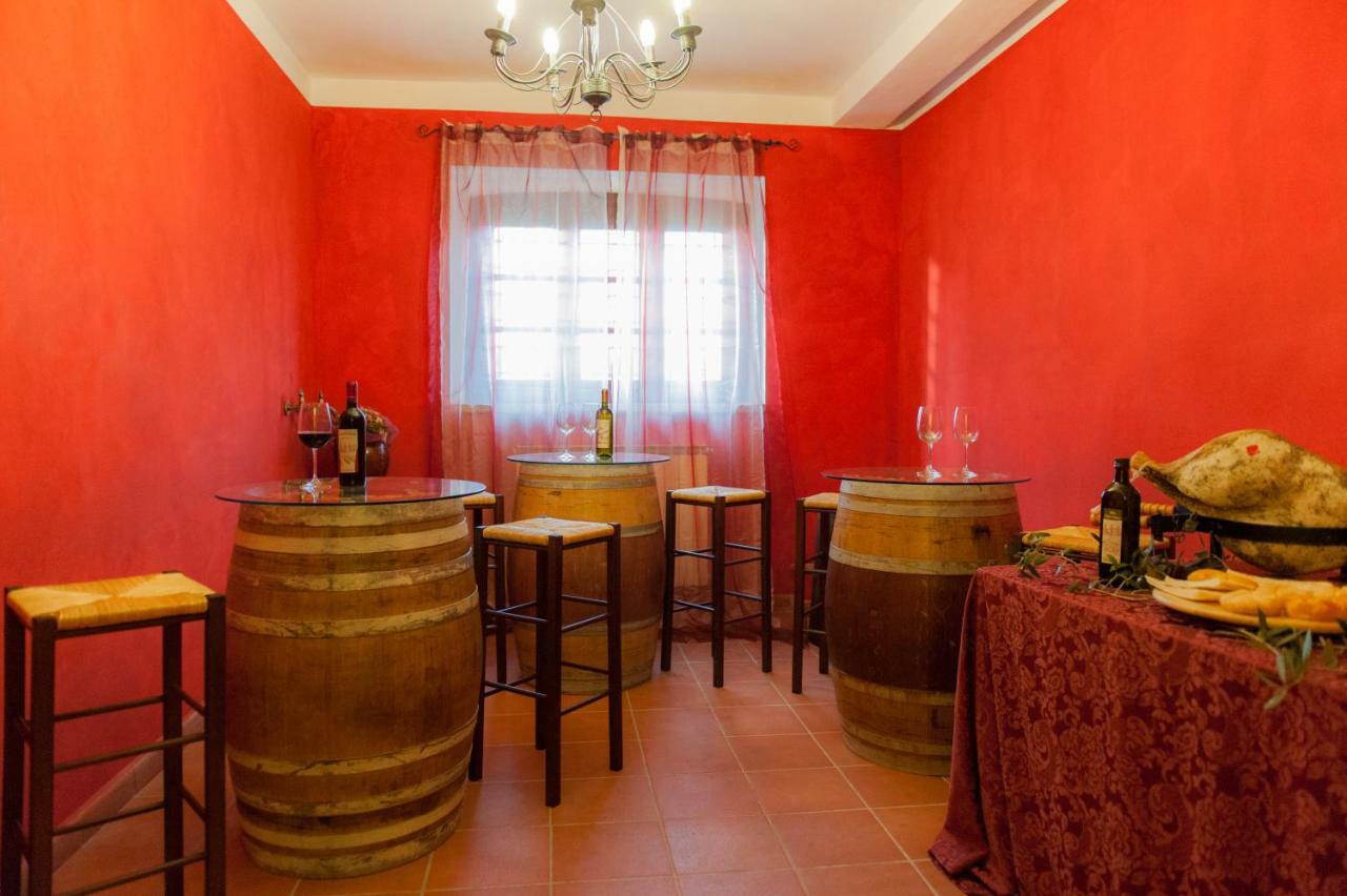Agriturismo Wine Casale Villa Chiara 托尔吉亚诺 外观 照片