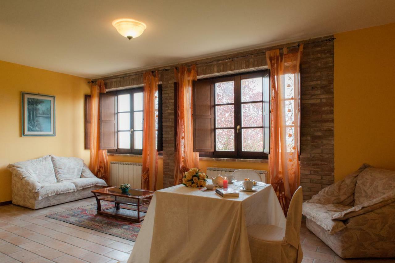 Agriturismo Wine Casale Villa Chiara 托尔吉亚诺 外观 照片